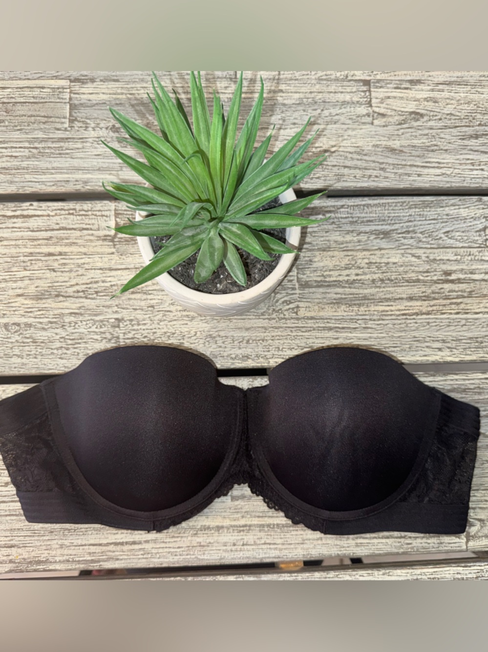 NWOT Maidenform Black Convertible Strapless Push-Up Bra, Sz 36DD